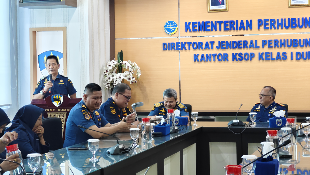 PELEPASAN PURNA BAKTI KEPALA SEKSI BIMBINGAN USAHA KEPELABUHANAN KANTOR KSOP KELAS I DUMAI