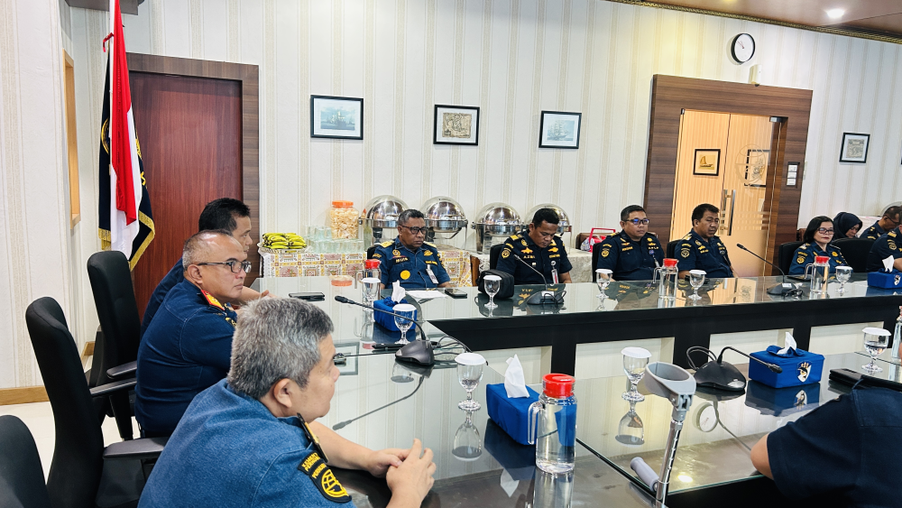 PELEPASAN PURNA BAKTI KEPALA SEKSI BIMBINGAN USAHA KEPELABUHANAN KANTOR KSOP KELAS I DUMAI