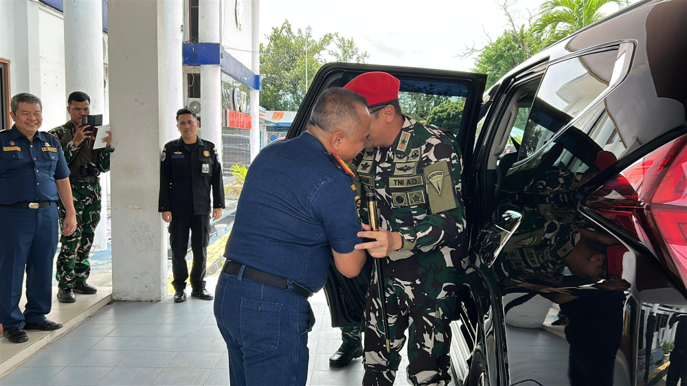 KANTOR KSOP KELAS I DUMAI MENERIMA KUNJUNGAN SILATURAHMI KOMANDAN GROUP 3 KOPASSUS