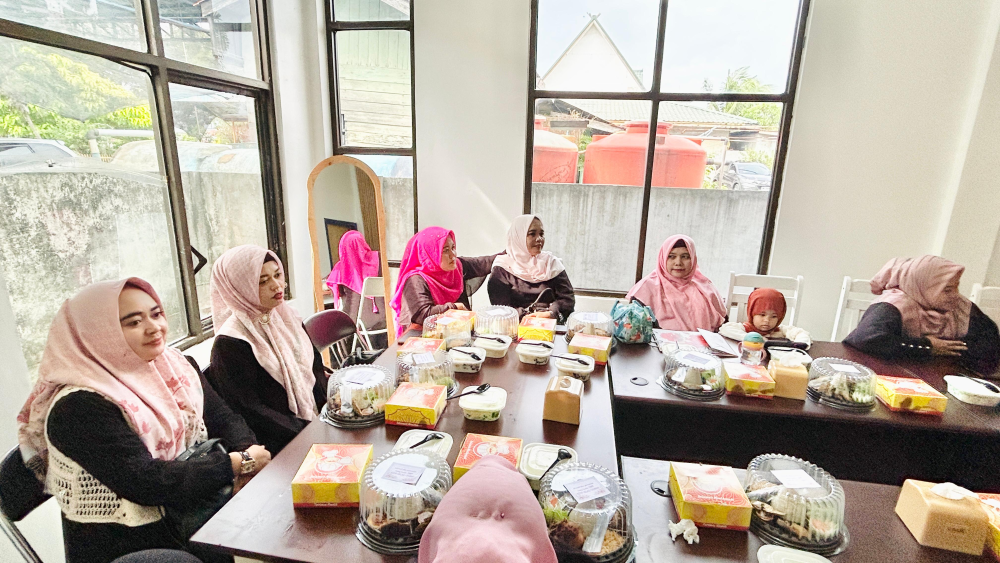 PERTEMUAN RUTIN BULANAN DHARMA WANITA PERSATUAN KANTOR KSOP KELAS I DUMAI