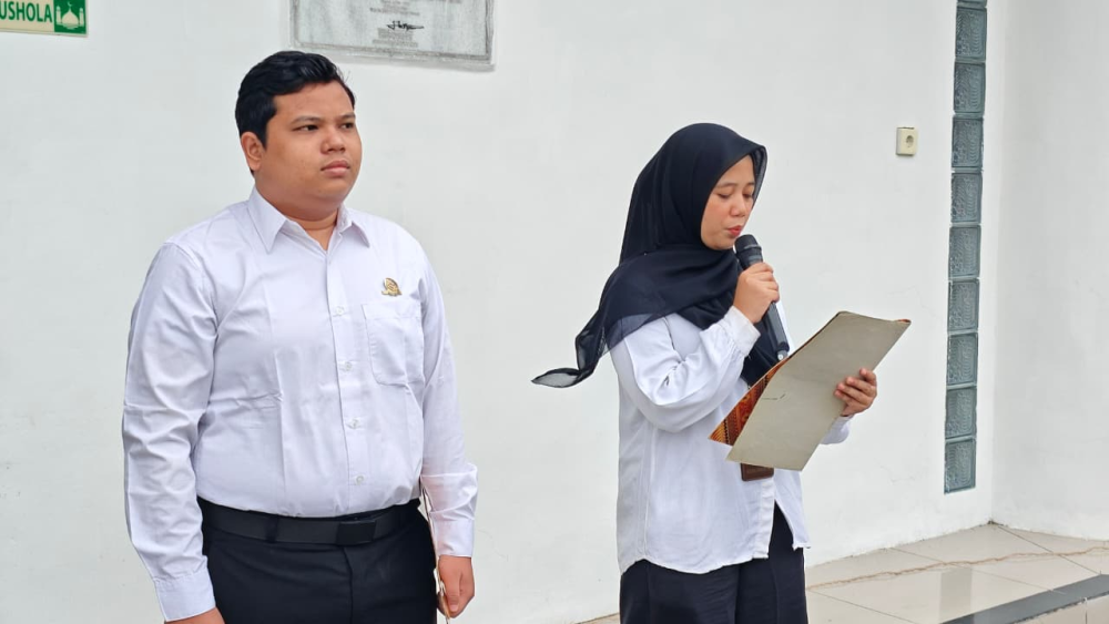 UPACARA BENDERA DALAM RANGKA MEMPERINGATI HARI PAHLAWAN TAHUN 2025 DI KANTOR KSOP KELAS I DUMAI