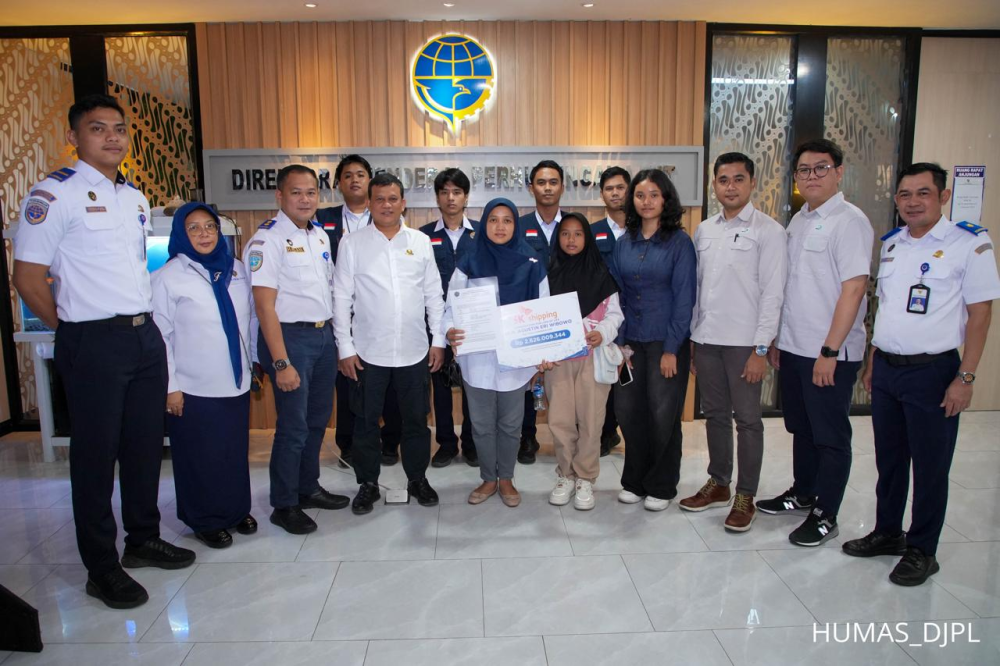 Kemenhub Fasilitasi Penyerahan Asuransi dan Pemulangan Jenazah Pelaut Indonesia