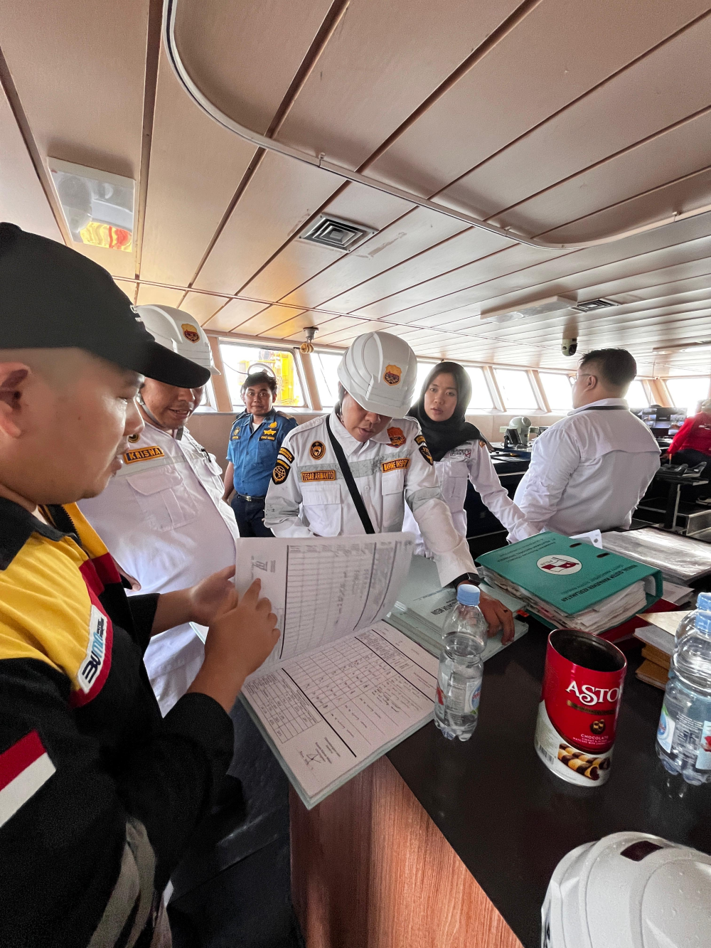Kemenhub Periksa 9 Kapal Penumpang di Manado, Bitung dan Kupang untuk Pastikan Kelaiklautan Jelang Angkutan Nataru 2025/2026
