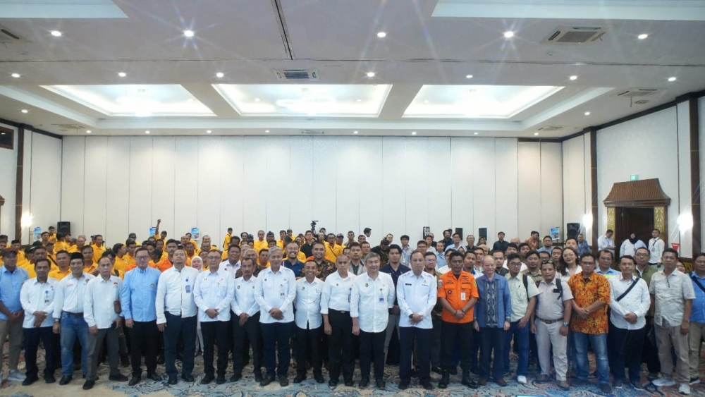 Gelar Kampanye Keselamatan Pelayaran di Banten, Kemenhub Bagikan Ribuan Alat Keselamatan, Pas Kecil, dan Buku Pelaut