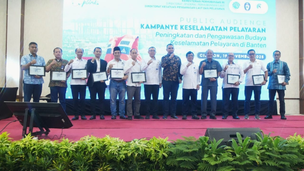 Gelar Kampanye Keselamatan Pelayaran di Banten, Kemenhub Bagikan Ribuan Alat Keselamatan, Pas Kecil, dan Buku Pelaut