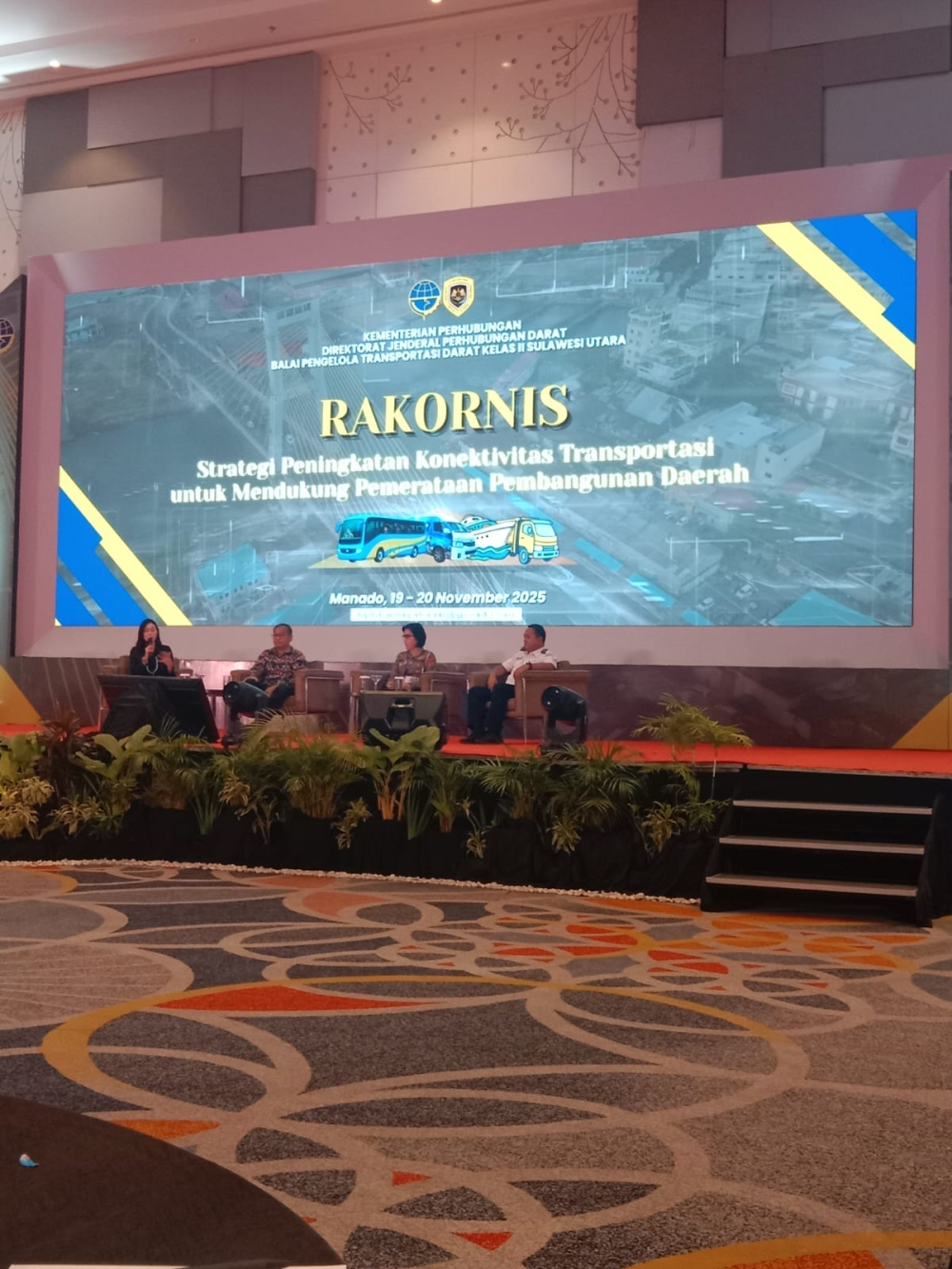 RAKORNIS Strategi Peningkatan Konektivitas Transportasi Untuk Mendukung Pemerataan Pembangunan Daerah
