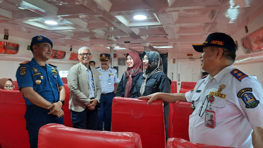Kapal Cepat Trans Laut Jatim Masuk Pelabuhan Probolinggo, Waktu Tempuh Probolinggo – Branta, Pamekasan Hanya Tiga Setengah Jam.