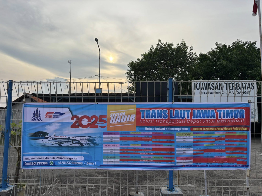 Kapal Cepat Trans Laut Jatim Masuk Pelabuhan Probolinggo, Waktu Tempuh Probolinggo – Branta, Pamekasan Hanya Tiga Setengah Jam.