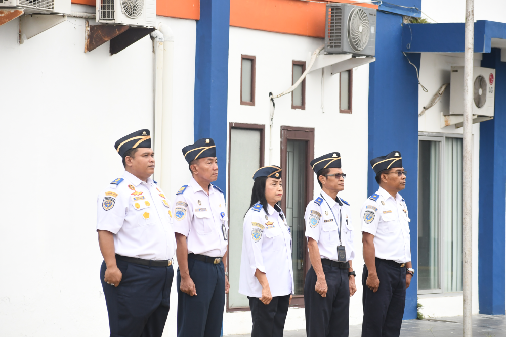Pimpin Apel Pagi, Kabid Alur Disnav Samarinda Tekankan Percepatan Pelaporan LHKPN, LHKASN, dan Penyusunan SKP
