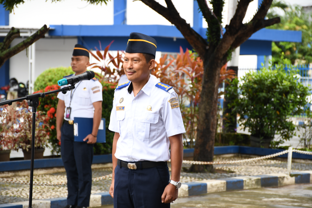 Kabag TU Pimpin Apel Pagi, Tekankan Disiplin Kehadiran dan Rasa Syukur dalam Bekerja