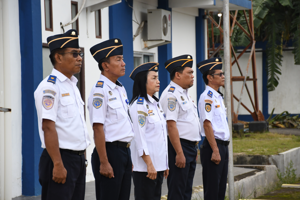 Pimpin Apel Pagi, Kabag TU Disnav Samarinda Sampaikan Arahan Inpres No. 1 Tahun 2025 Terkait Efisiensi APBN