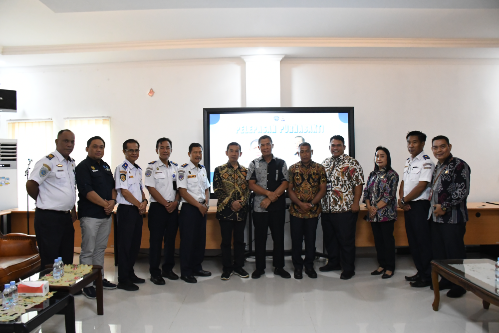 Penuh Haru, Kadisnav Samarinda Lepas Dua Pegawai Purnabakti dengan Pengabdian Puluhan Tahun