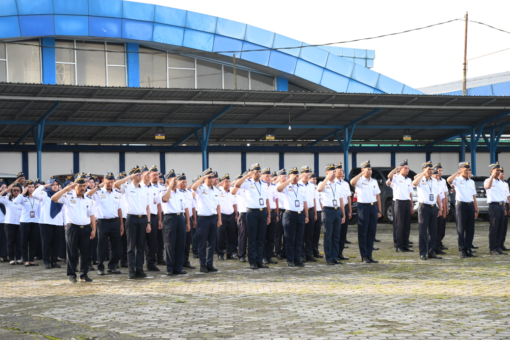 Pimpin Apel Pagi, Kabid Alur Disnav Samarinda Imbau Efisiensi Energi dan Penguatan Integritas Pegawai