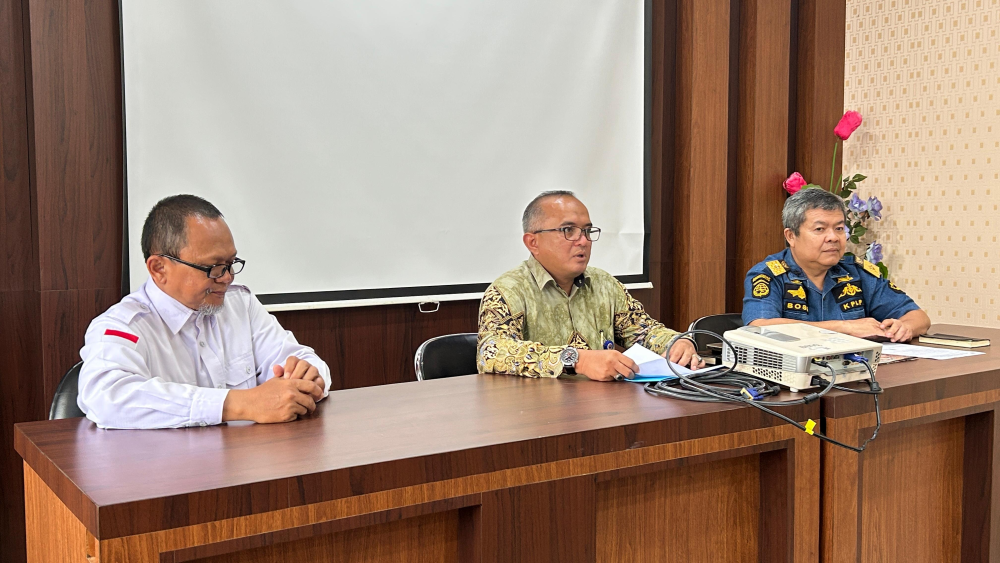 Penetapan Standar Kinerja Pelayanan Operasional Jasa Pemanduan dan Penundaan Kapal PT Pelabuhan&nbsp;Tiga&nbsp;bersaudara