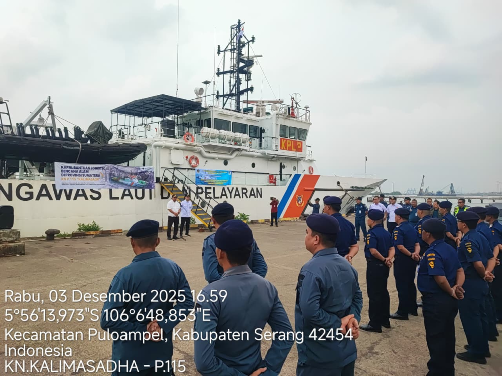 KEMENHUB KERAHKAN 4 KAPAL KPLP SALURKAN BANTUAN LOGISTIK UNTUK KORBAN BENCANA DI SUMATERA