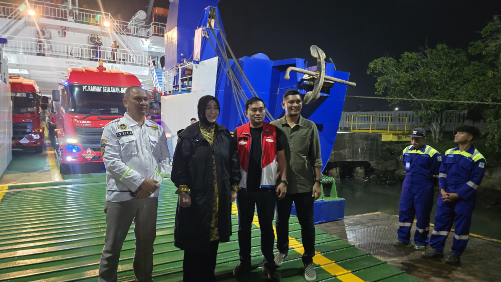 KMP Aceh Hebat 2 dan KMP. Wira Loewisa Angkut SKID Tank LPG dari Ulee Lheue ke Krueng Geukueh untuk Antisipasi Kelangkaan Gas