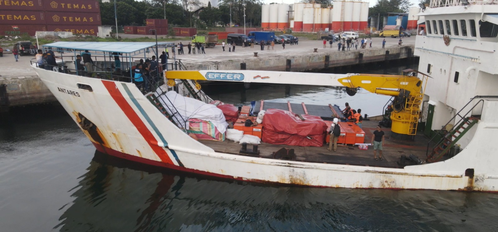 KN Antares Tetap Siaga Mendukung Penyaluran Bantuan Logistik di Aceh