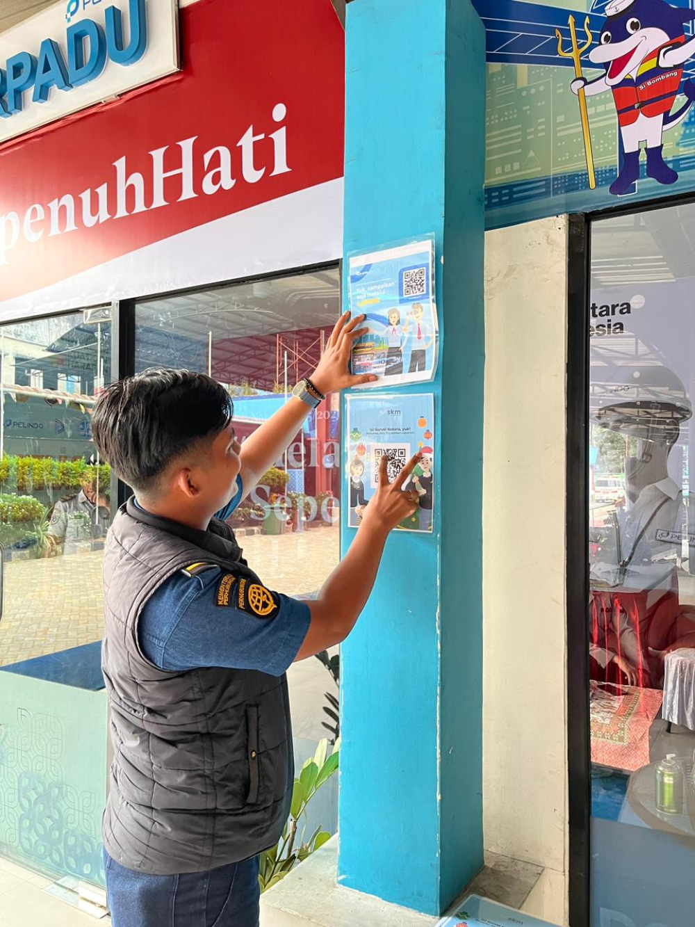 Pemasangan Kode QR SP4N-LAPOR dan Survey Kepuasan Masyarakat