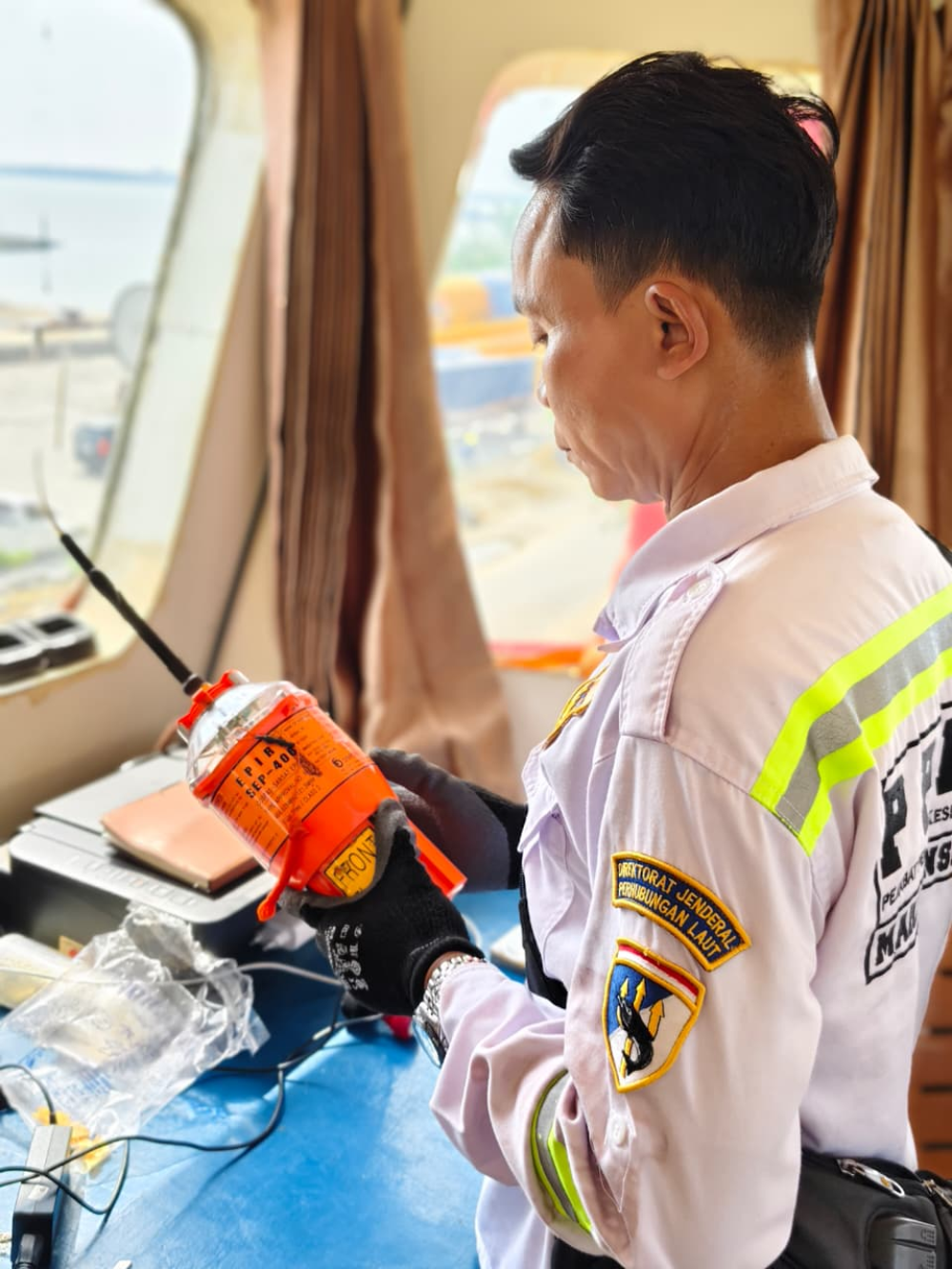 Pastikan Kelaiklautan Kapal, TB Trans Pasific 08 Jalani Pemeriksaan di Dock Adiluhung