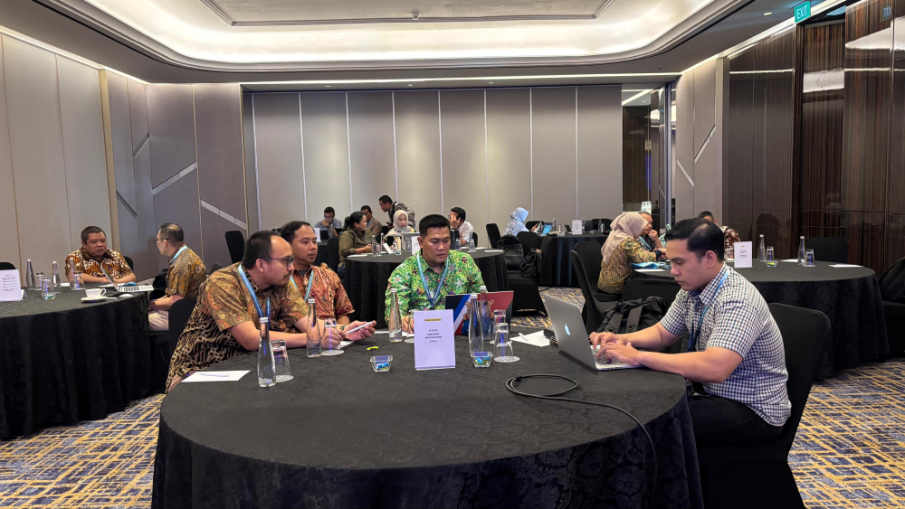 Tingkatkan Kualitas Layanan, Direktorat jenderal perhubungan laut melalui direktorat kepelabuhanan Melaksanakan Evaluasi 2 (dua) Tahunan Penundaan dan Pemanduan Kapal di gelar di surabaya