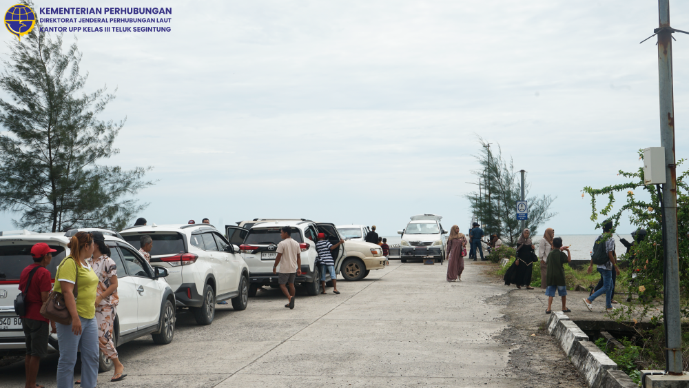Antusiasme Pengunjung Tinggi, UPP Teluk Segintung Tetap Siaga di Posko Penjagaan Nataru 2025/2026