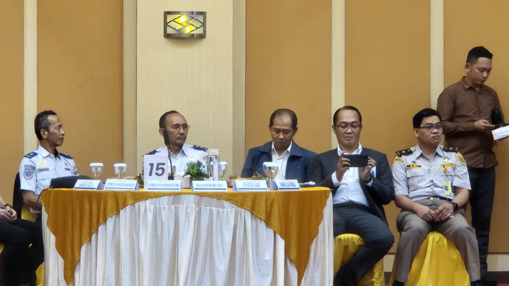 Forum Group Discussion (FGD) Sulawesi Utara sebagai Hub Logistik Udara dan Laut Kawasan Sulawesi, Maluku dan Papua.