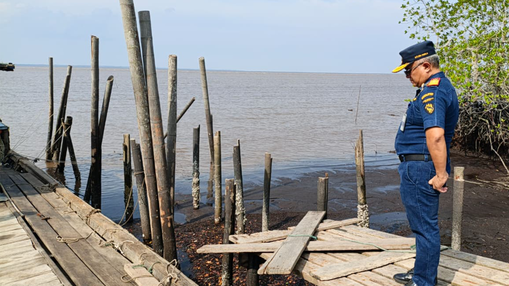 Kunjungan dalam rangka pemantauan untuk peningkatan keselamatan kapal penyeberangan tradisional pelayaran rakyat di sekitar Selinsing dan Mundam