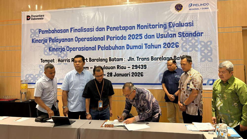 Pembahasan Finalisasi dan Penetapan Monitoring Evaluasi Kinerja Pelayanan Operasional Periode 2025 dan Usulan Standar Kinerja Operasional Pelabuhan Dumai Tahun 2026