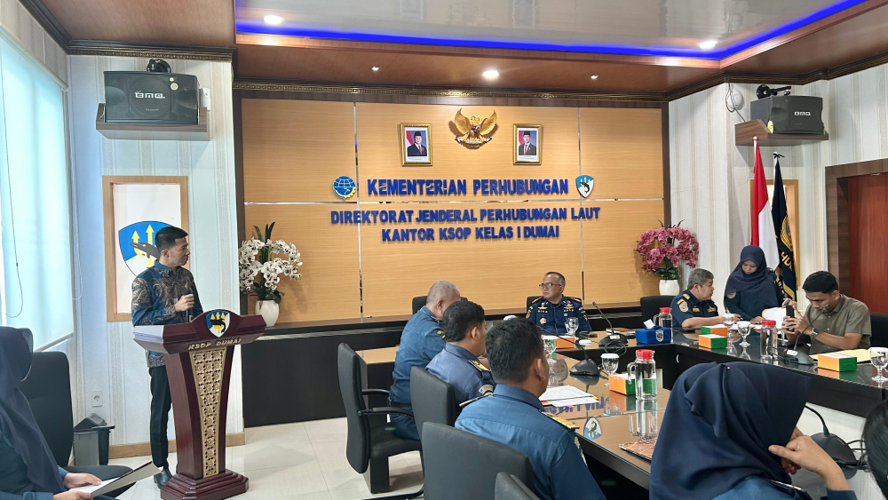 Penandatangan Perjanjian Kerja sama Antara Kantor Kesyahbandaran dan Otoritas Pelabuhan Kelas I Dumai Dengan PT Intibenua Perkasatama Tentang Penggunaan Perairan di Terminal Khusus PT Intibenua Perkasatama.