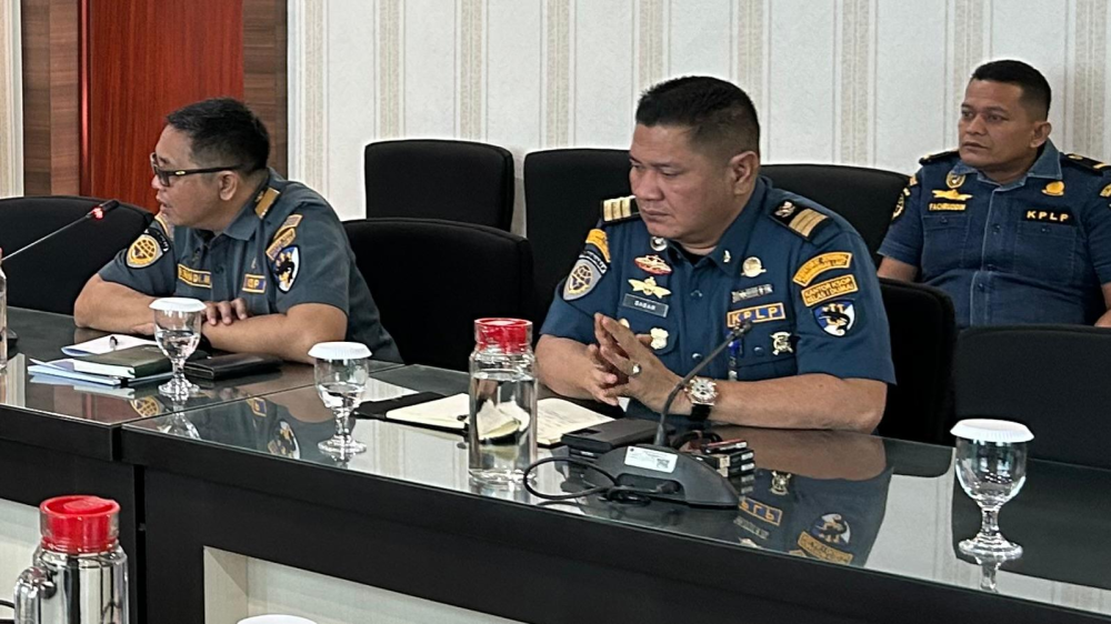 Rapat Evaluasi Kinerja Bulanan Kantor KSOP Kelas I Dumai