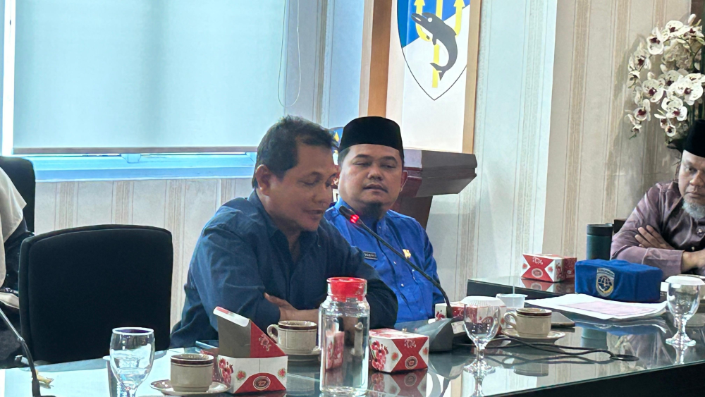 Rapat pembahasan pembentukan UUPJ  TKBM di wilayah TERMINAL KHUSUS untuk sementara melayani kepentingan umum