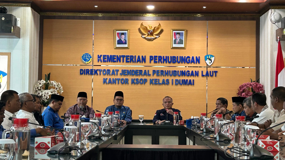 Rapat pembahasan pembentukan UUPJ  TKBM di wilayah TERMINAL KHUSUS untuk sementara melayani kepentingan umum