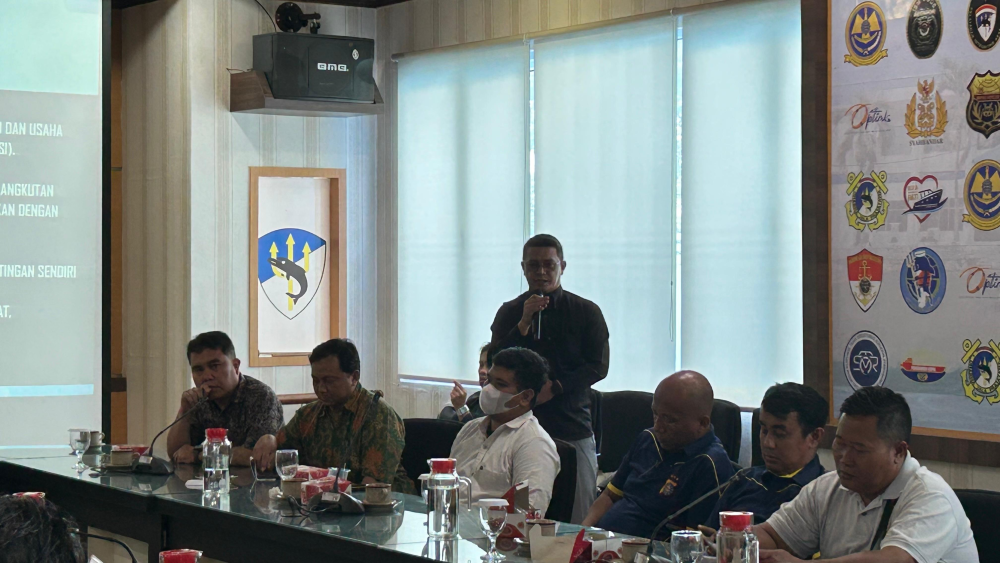 Rapat pembahasan pembentukan UUPJ  TKBM di wilayah TERMINAL KHUSUS untuk sementara melayani kepentingan umum
