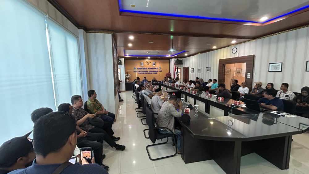 Rapat pembahasan pembentukan UUPJ  TKBM di wilayah TERMINAL KHUSUS untuk sementara melayani kepentingan umum