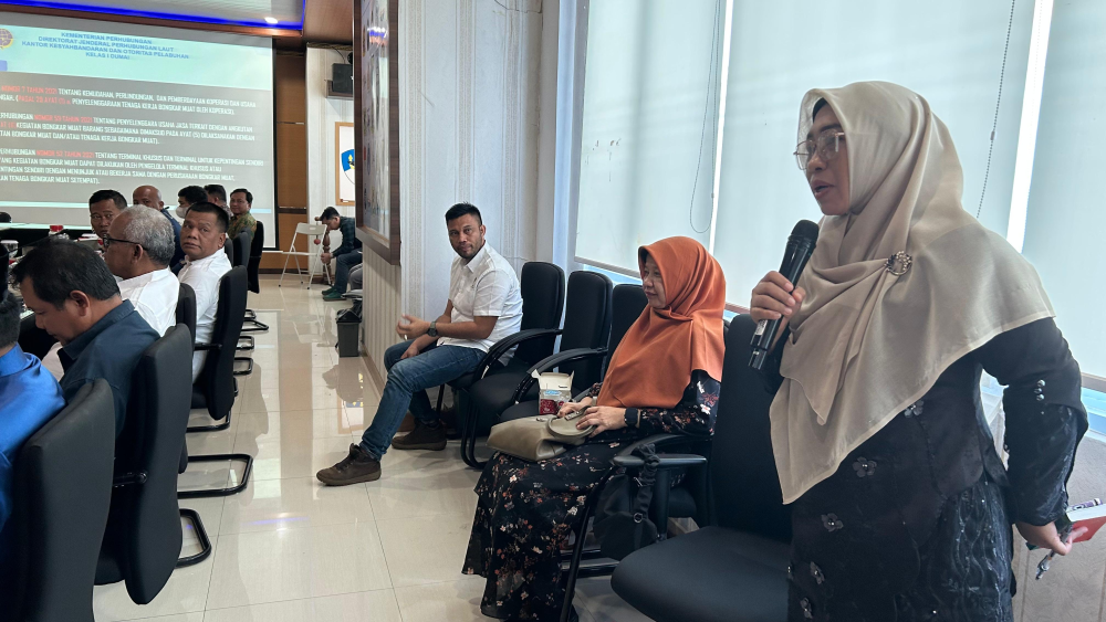 Rapat pembahasan pembentukan UUPJ  TKBM di wilayah TERMINAL KHUSUS untuk sementara melayani kepentingan umum