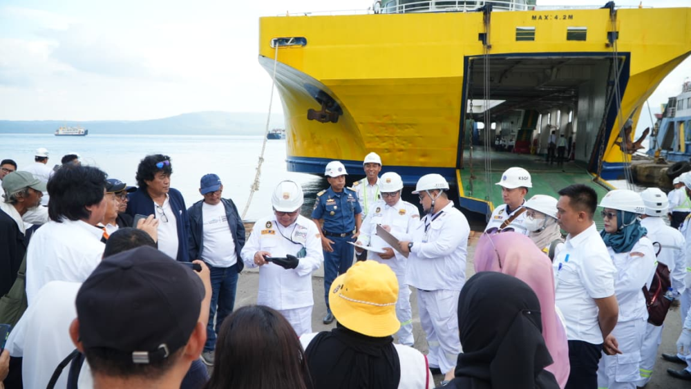 PASTIKAN KESELAMATAN ANGKUTAN LEBARAN, KEMENHUB LAKSANAKAN UJI PETIK KAPAL PENUMPANG DI BANYUWANGI