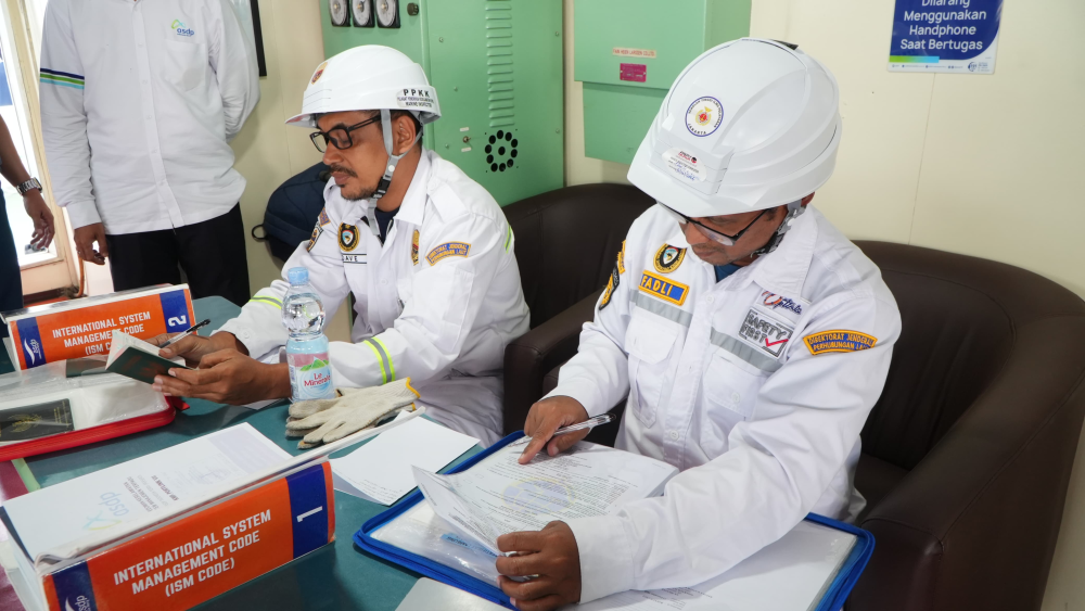 PASTIKAN KESELAMATAN ANGKUTAN LEBARAN, KEMENHUB LAKSANAKAN UJI PETIK KAPAL PENUMPANG DI BANYUWANGI