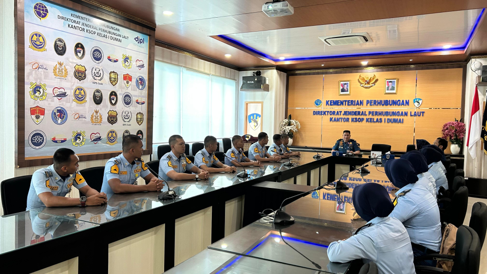 Kegiatan Pelepasan Taruna dan Taruni dari Akademi Maritim Indonesia (AMI) Medan untuk melanjutkan Praktek Darat ke perusahaan-perusahaan yang ada di Dumai