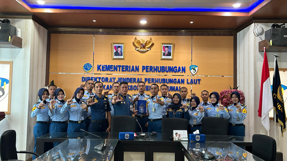 Kegiatan Pelepasan Taruna dan Taruni dari Akademi Maritim Indonesia (AMI) Medan untuk melanjutkan Praktek Darat ke perusahaan-perusahaan yang ada di Dumai