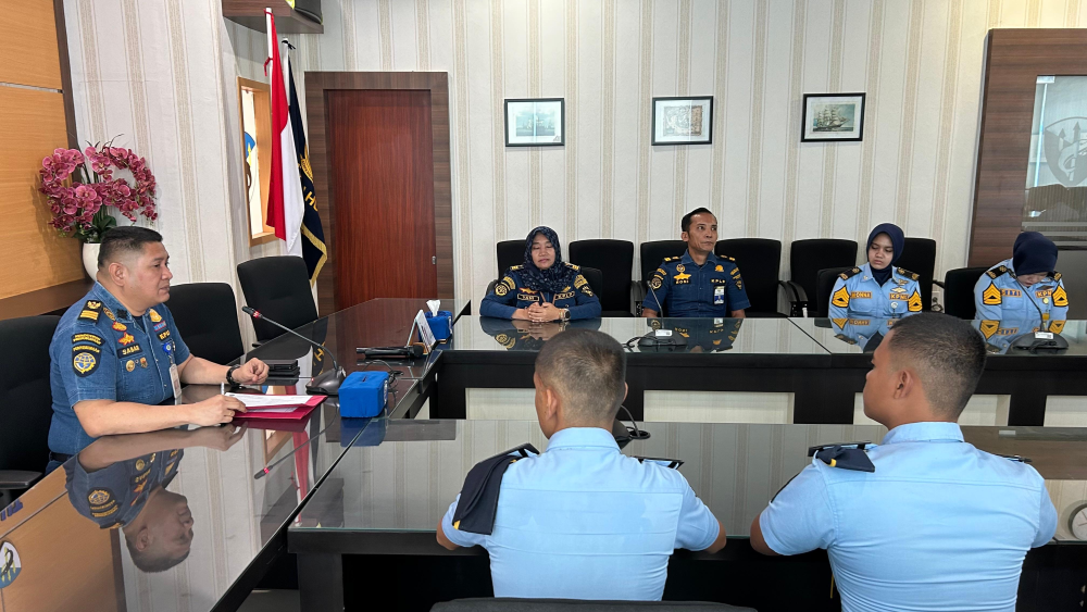 Kegiatan Pelepasan Taruna dan Taruni dari Akademi Maritim Indonesia (AMI) Medan untuk melanjutkan Praktek Darat ke perusahaan-perusahaan yang ada di Dumai