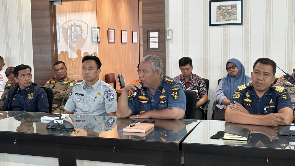 Rapat Rencana Persiapan Posko Angkutan Laut Lebaran Tahun 2026 Pelabuhan Dumai.