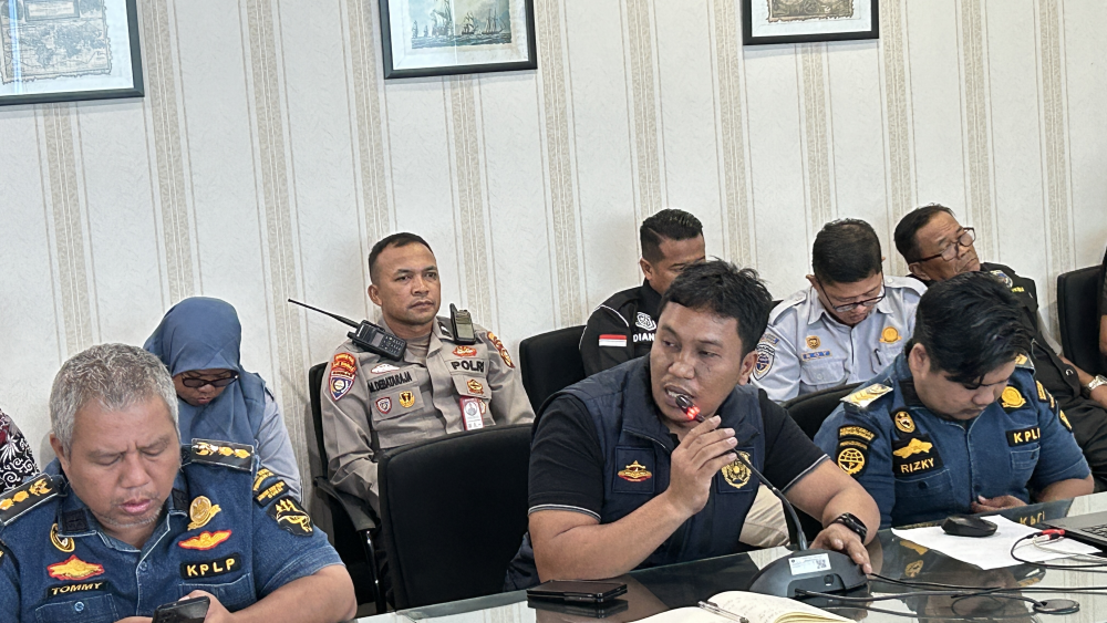 Rapat Rencana Persiapan Posko Angkutan Laut Lebaran Tahun 2026 Pelabuhan Dumai.