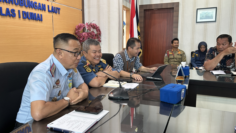 Rapat Rencana Persiapan Posko Angkutan Laut Lebaran Tahun 2026 Pelabuhan Dumai.