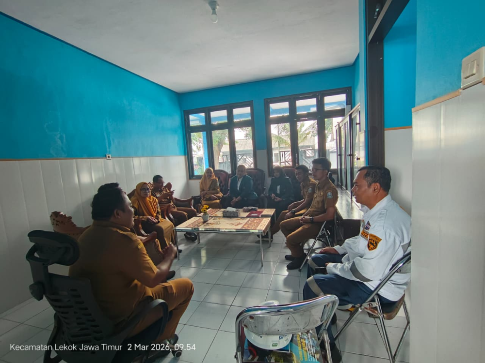 KSOP Kelas IV Probolinggo bersinergi dengan Pemerintah Daerah Lakukan Pengukuran Kapal Nelayan untuk Penerbitan E-Pas Kecil di Kecamatan Lekok, Kabupaten Pasuruan.