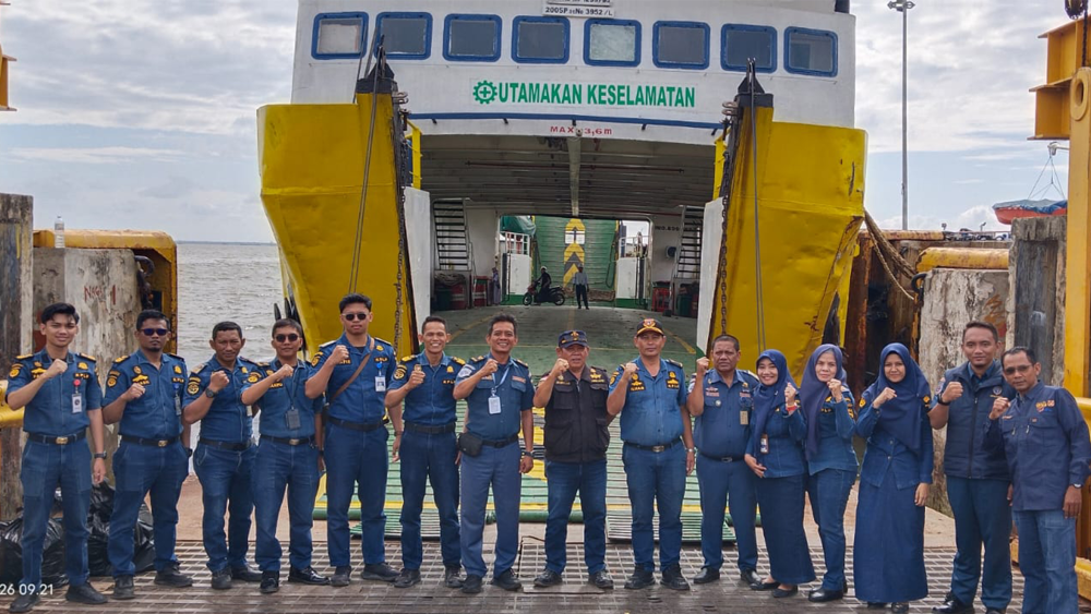 PENGAWASAN KEGIATAN EMBARKASI DAN DEBARKASI PENUMPANG POSKO ANGKUTAN LAUT LEBARAN 1447 H/2026 DI PELABUHAN DUMAI