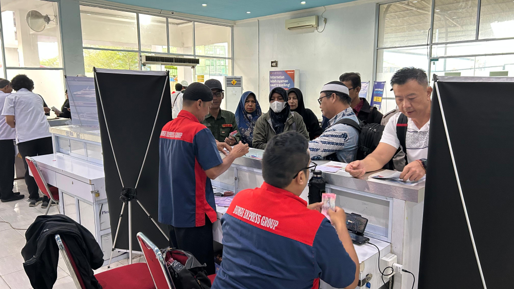 PENGAWASAN EMBARKASI DAN DEBARKASI PENUMPANG ANGKUTAN LAUT LEBARAN 1447/2026 DI PELABUHAN DUMAI OLEH KSOP KELAS I DUMAI