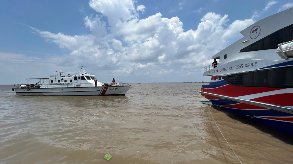 PENGAWASAN EMBARKASI DAN DEBARKASI PENUMPANG ANGKUTAN LAUT LEBARAN 1447/2026 DI PELABUHAN DUMAI OLEH KSOP KELAS I DUMAI