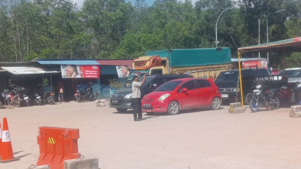 Kepala KaNTOR KELAS I DUMAI Monitorng Arus Mudik Angkutan Laut Lebaran 1447 H/2026 di pelabuhan DUMAI