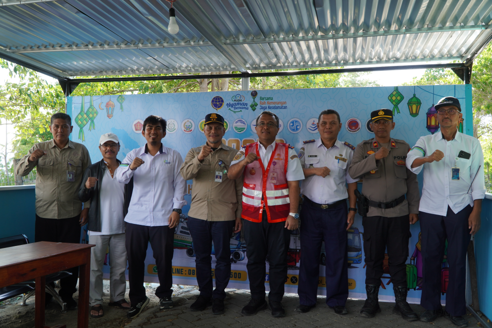 Monitoring Arus Balik Angkutan Lebaran oleh Penanggung Jawab Posko Terpadu di Wilayah Provinsi Sulawesi Selatan