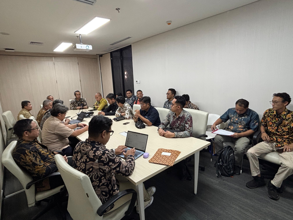 Penandatanganan Pakta Integritas Pelayanan Pemanduan & Penundaan Kapal oleh PT Krakatau Bandar Samudera melalui Aplikasi Kipos Terintegrasi dengan Inaportnet